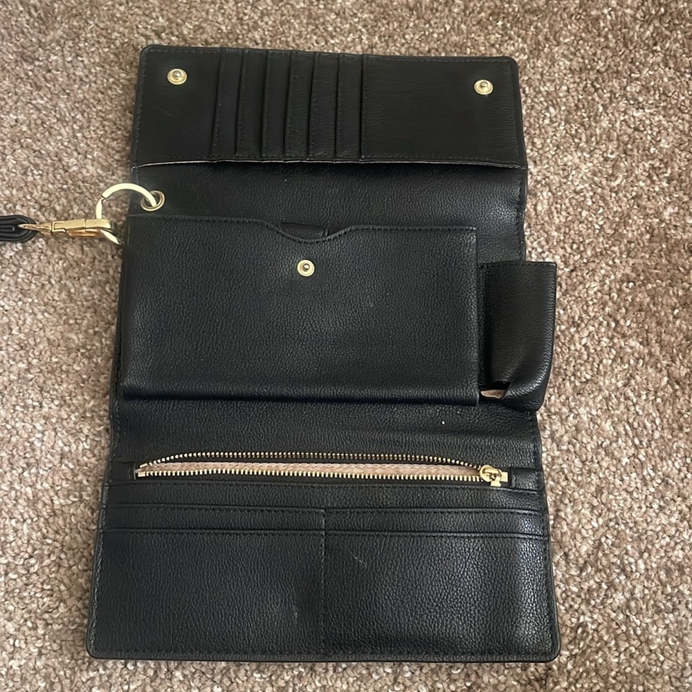 Wristlet! - Picture 2 of 3